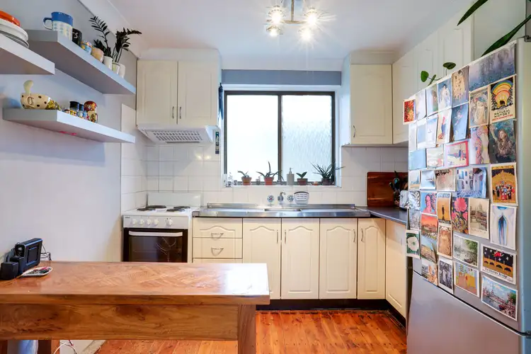 Fourth view of Homely apartment listing, 5/23 Thomas Drive, Chevron Island QLD 4217