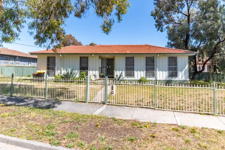 8 Meggs Court, California Gully VIC 3556