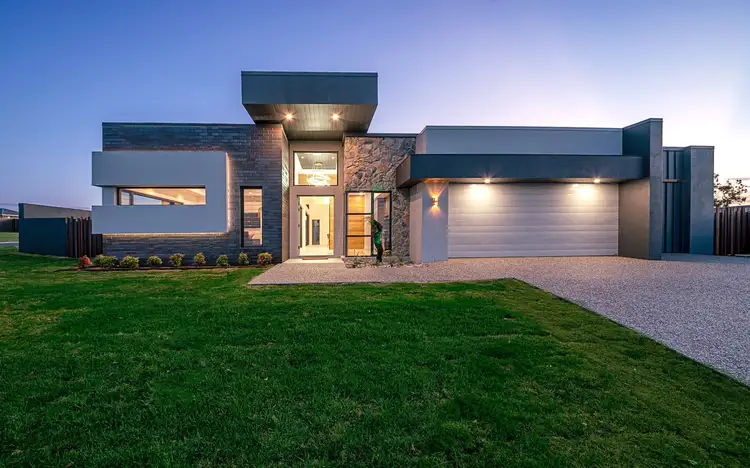 Second view of Homely house listing, 66 Doncaster Drive, Rosenthal Heights QLD 4370