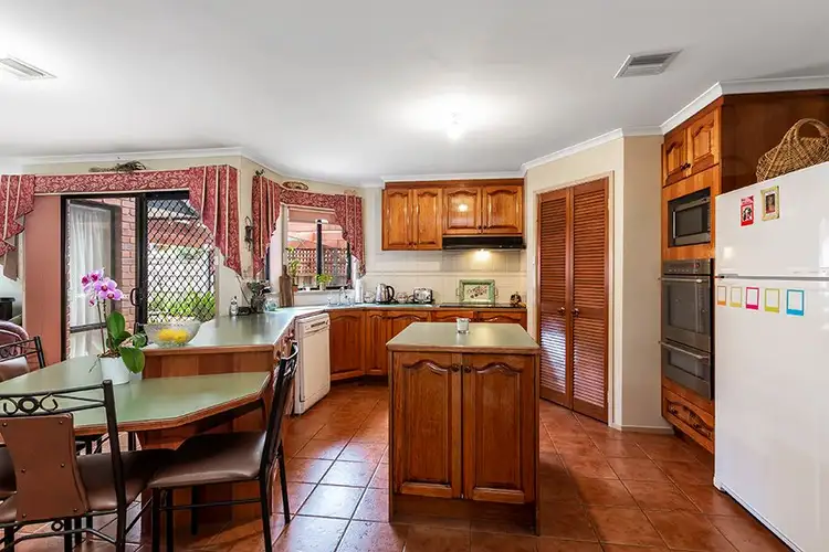 Fourth view of Homely house listing, 14 Rosslare Court, Hoppers Crossing VIC 3029