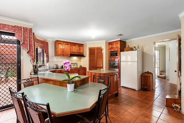 Fifth view of Homely house listing, 14 Rosslare Court, Hoppers Crossing VIC 3029