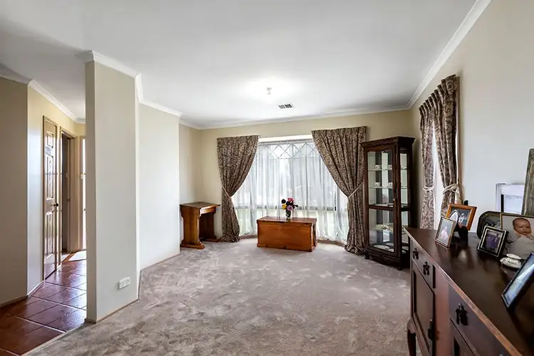 Seventh view of Homely house listing, 14 Rosslare Court, Hoppers Crossing VIC 3029