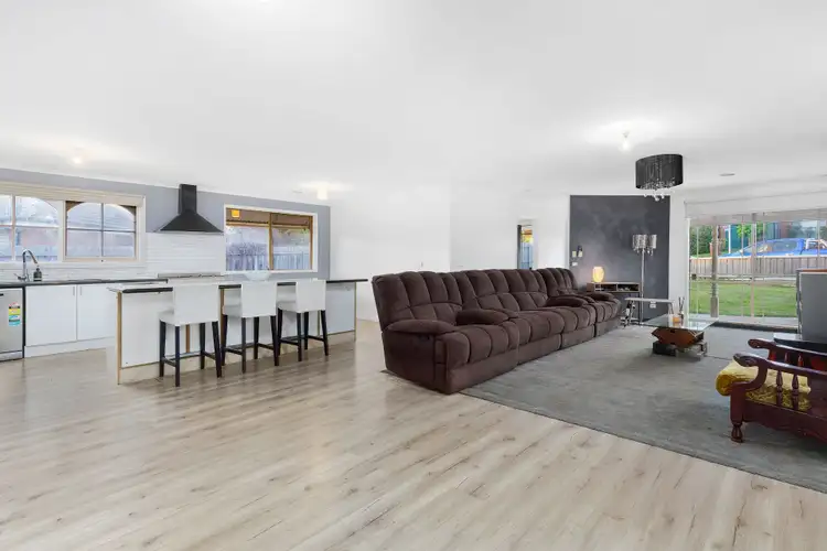 Fourth view of Homely house listing, 4 Jacqueline Place, Pakenham VIC 3810