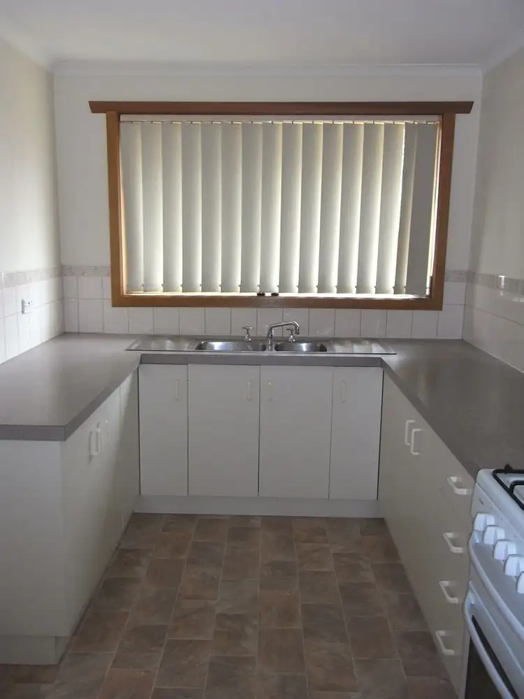 Fifth view of Homely unit listing, 4/272 Albert Street, Sebastopol VIC 3356