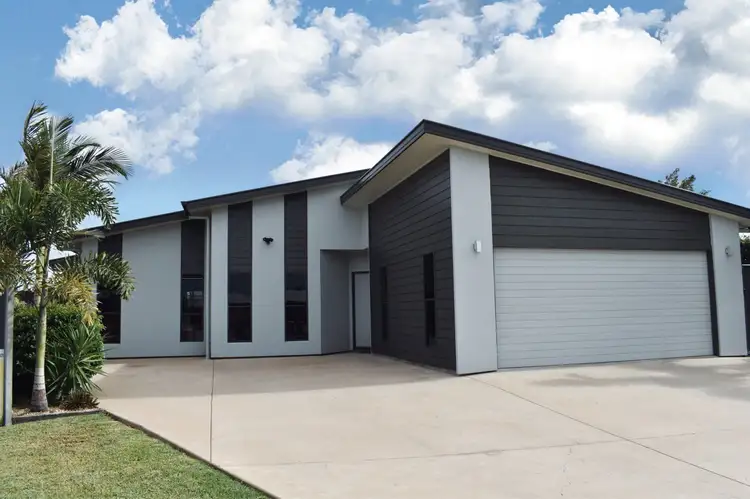 14 Singleton Court, Emerald QLD 4720