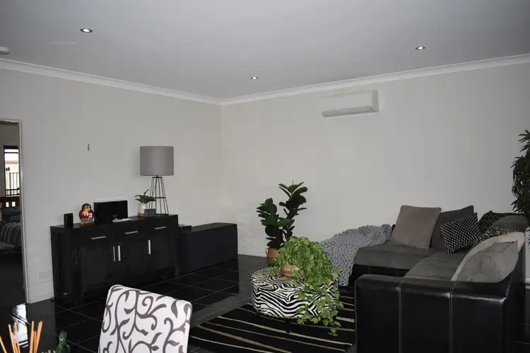 Third view of Homely house listing, 14 Singleton Court, Emerald QLD 4720