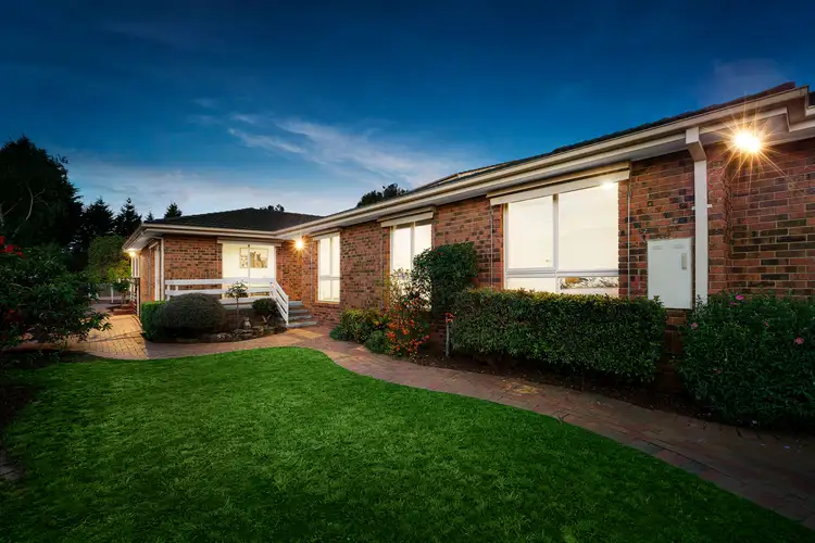 32 Reita Avenue, Wantirna South VIC 3152