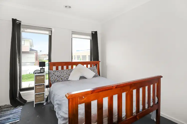 Fifth view of Homely house listing, 5 Newbury Street, Pakenham VIC 3810
