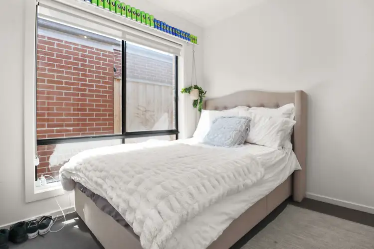Seventh view of Homely house listing, 5 Newbury Street, Pakenham VIC 3810
