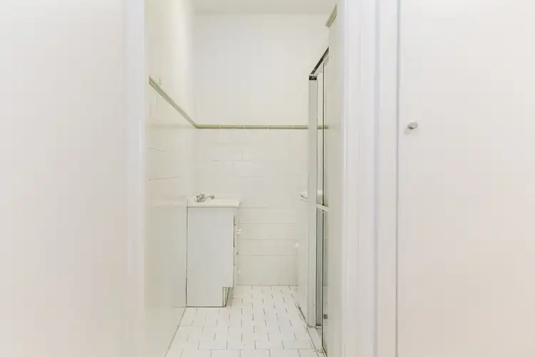 Sixth view of Homely apartment listing, 2/4 Waratah Street, Rushcutters Bay NSW 2011