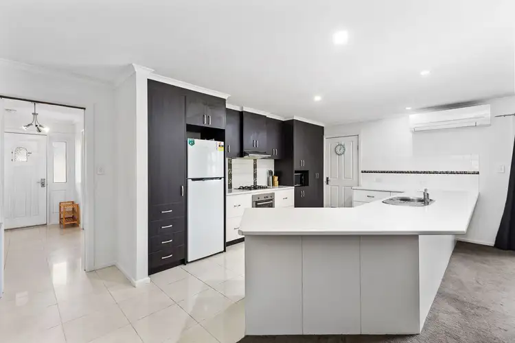 Fifth view of Homely house listing, 3 Lee Court, Mount Gambier SA 5290