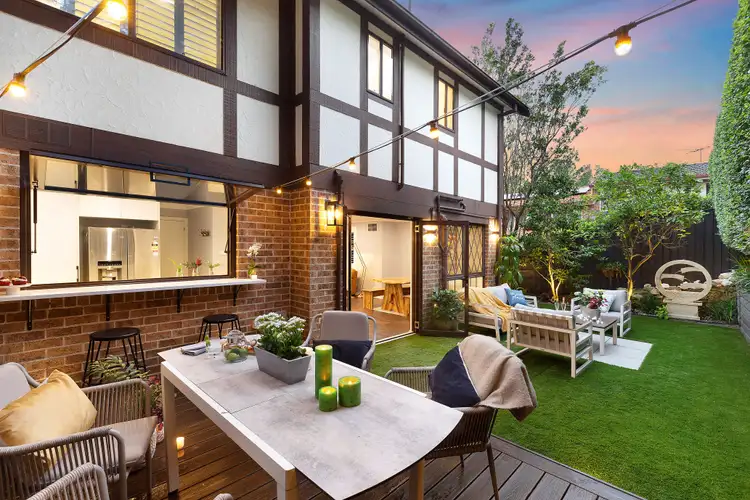 6/7 Carrington Street, Wahroonga NSW 2076