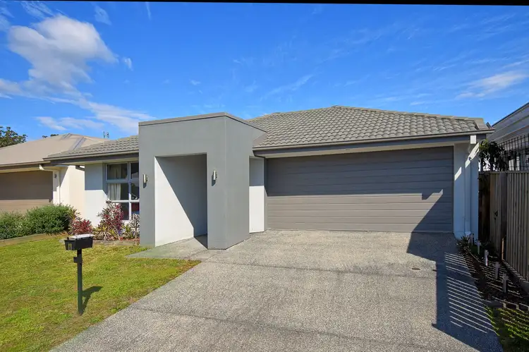 6 Lapwing Street, Forest Glen QLD 4556