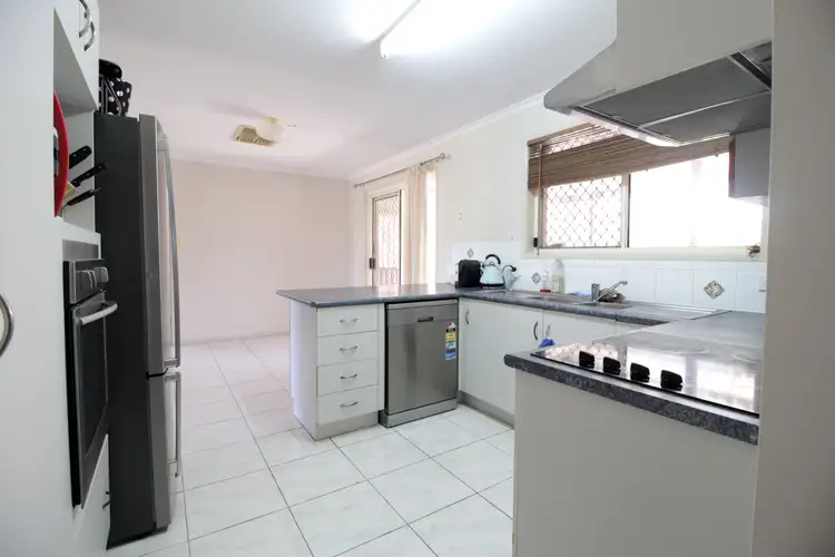 Fifth view of Homely house listing, 4 Wren Court, Emerald QLD 4720