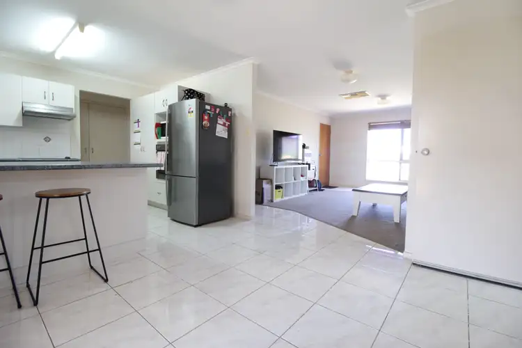 Sixth view of Homely house listing, 4 Wren Court, Emerald QLD 4720
