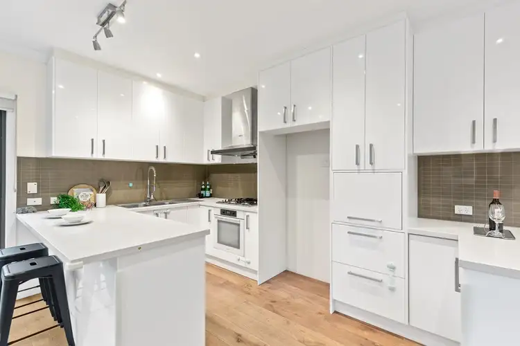 Fourth view of Homely townhouse listing, 2/121 Rooks Road, Nunawading VIC 3131