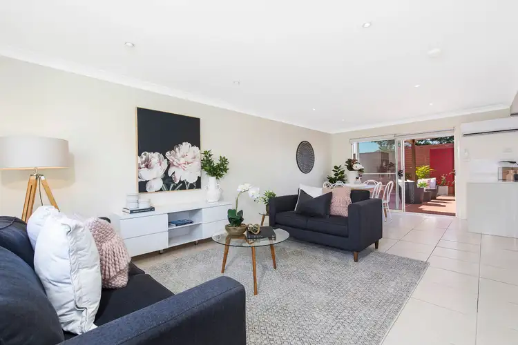 6/4 Parsons Road, Lisarow NSW 2250