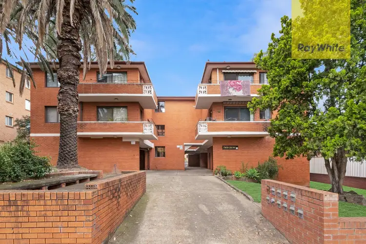 10/17-19 Wigram Street, Harris Park NSW 2150