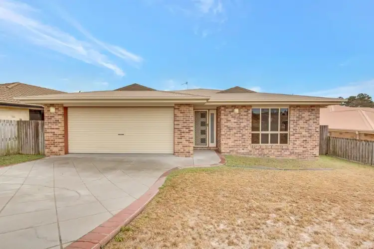 8 Richard Street, Boyne Island QLD 4680