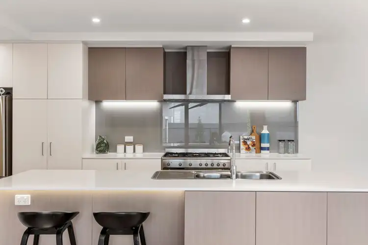 Fourth view of Homely house listing, 35 Solferino Close, Mount Waverley VIC 3149