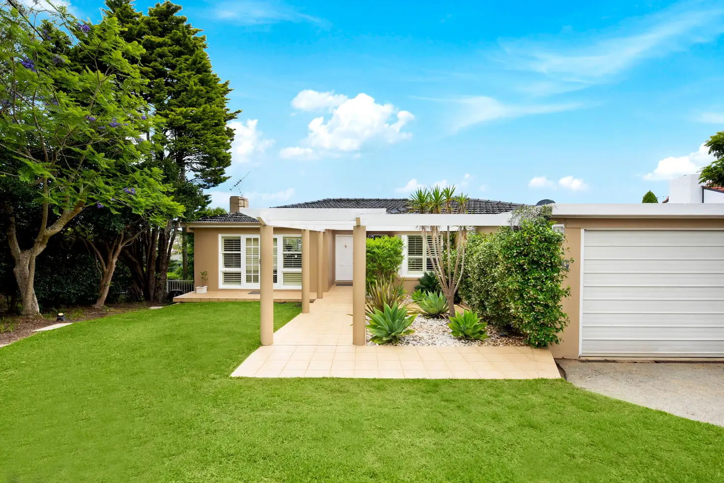 Main view of Homely house listing, 9 The Redoubt, Castlecrag NSW 2068