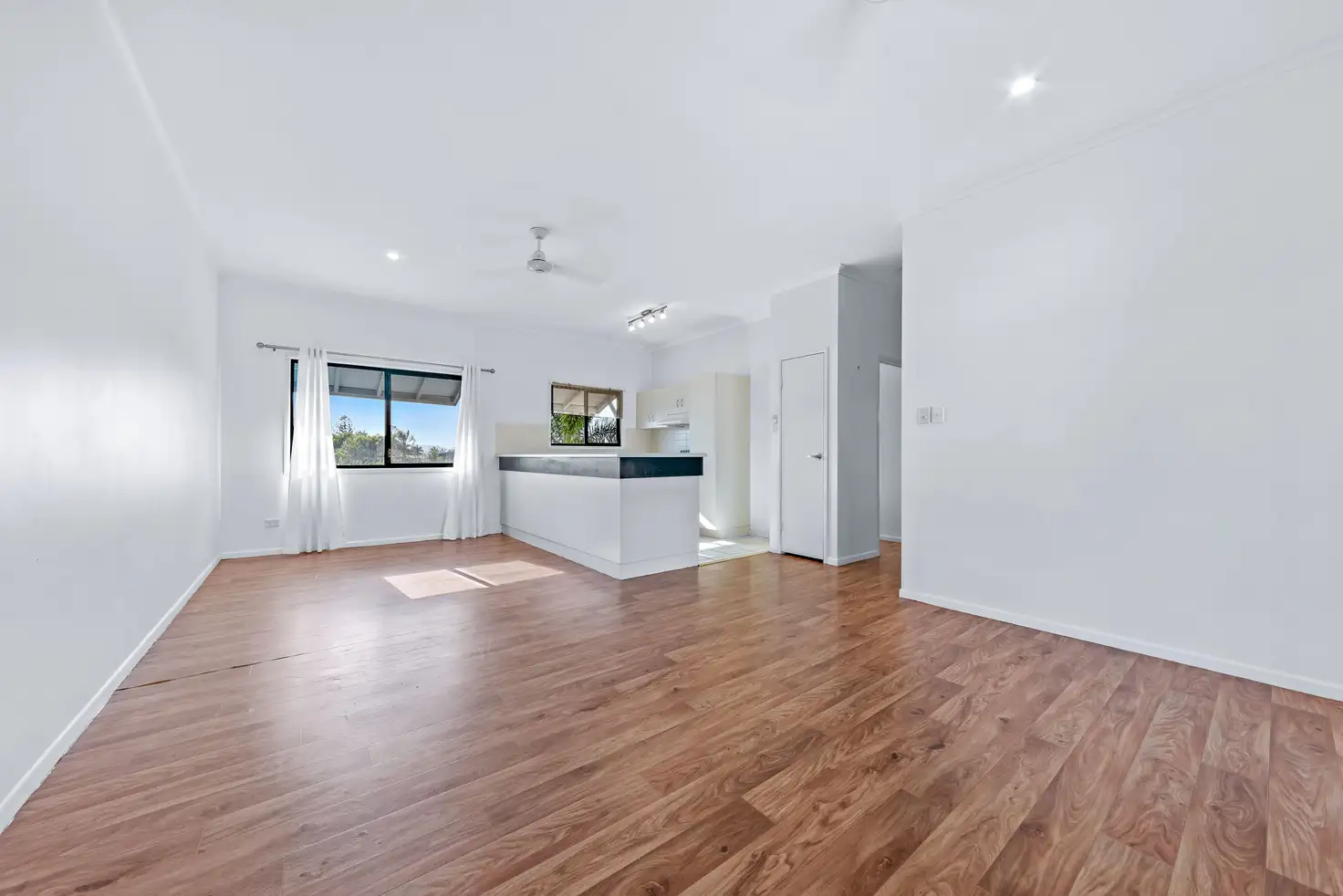 Main view of Homely unit listing, 4/13 Faust Street, Proserpine QLD 4800