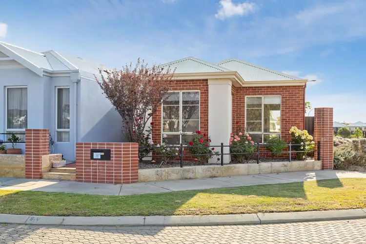 15 Howie Way, Caversham WA 6055