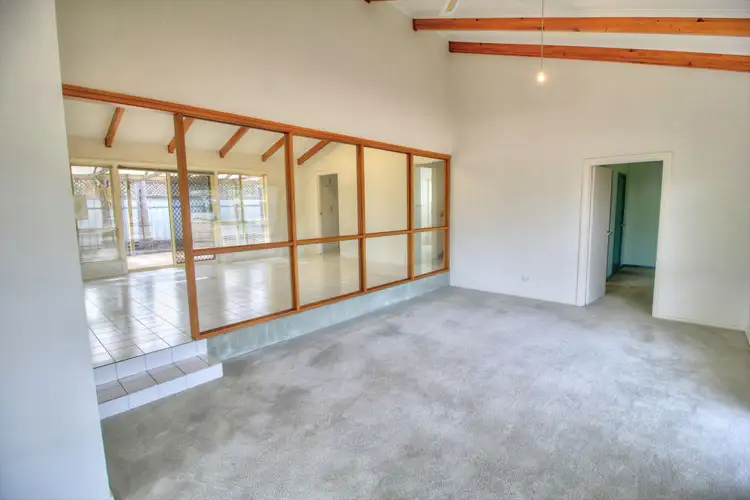 Fifth view of Homely house listing, 2 Links Crescent, Barmera SA 5345