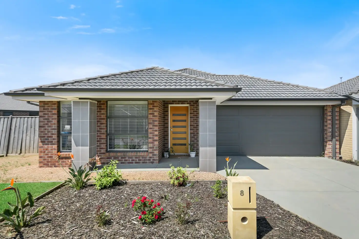 Main view of Homely house listing, 8 Comet Chase, Narre Warren South VIC 3805