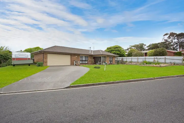 12 Bond Street, Timboon VIC 3268