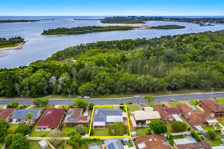 57 Shores Drive, Yamba NSW 2464