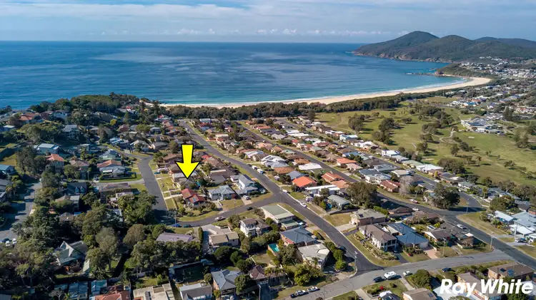 Third view of Homely house listing, 6 Lake vista Crescent, Forster NSW 2428