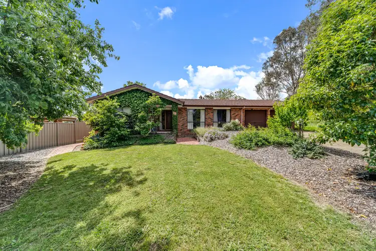 13 Edman Close, Florey ACT 2615
