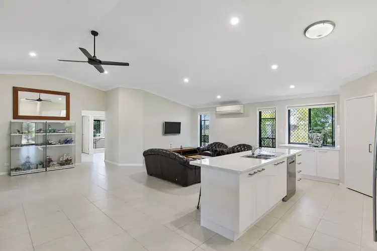 34 Sirenia Drive, Burrum Heads QLD 4659