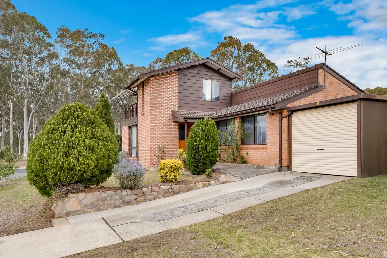 Main view of Homely townhouse listing, 7 Cotula Place, Macquarie Fields NSW 2564