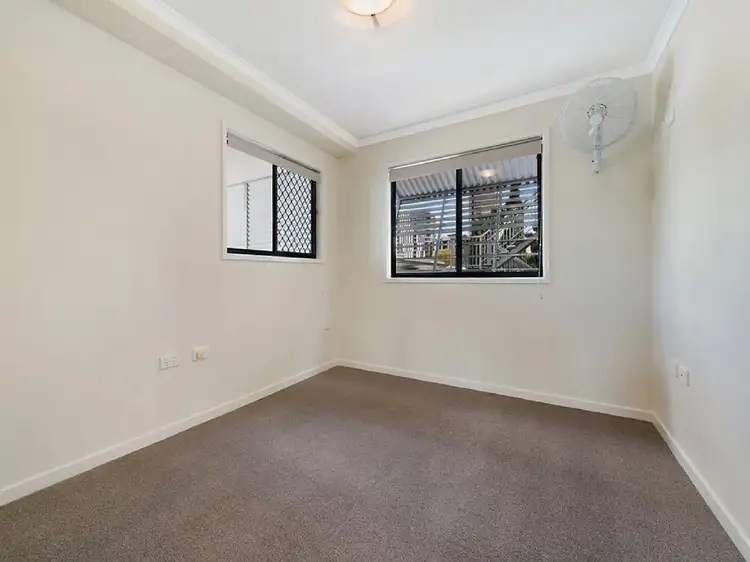 Sixth view of Homely apartment listing, 14/106 Linton Street, Kangaroo Point QLD 4169