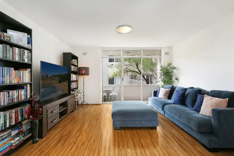 1/15 Wallis Parade, North Bondi NSW 2026