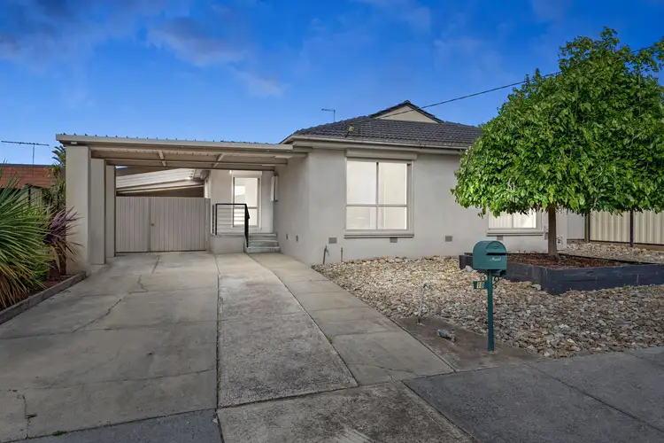 Main view of Homely house listing, 19 Dallas Drive, Lalor VIC 3075
