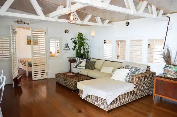 4 Donkin Lane, Mission Beach QLD 4852