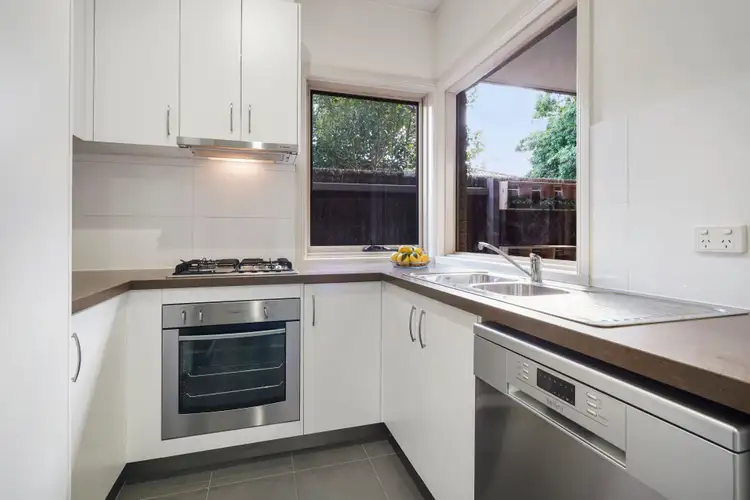 Fourth view of Homely apartment listing, 2/5 View Road, Bayswater VIC 3153