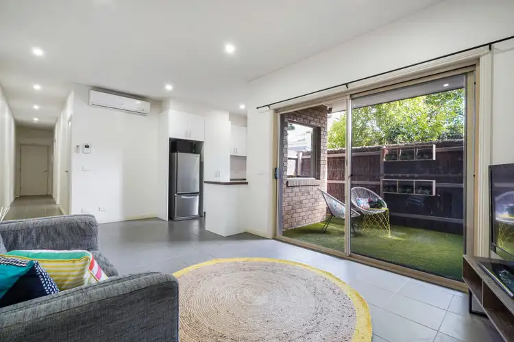 Sixth view of Homely apartment listing, 2/5 View Road, Bayswater VIC 3153