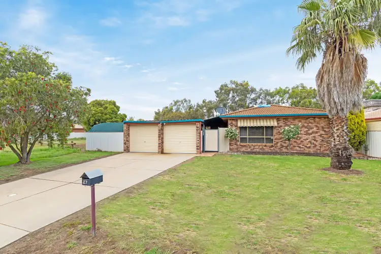 27 Karoom Drive, Glenfield Park NSW 2650