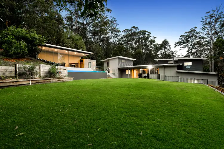 27 Liana Place, Forest Glen QLD 4556