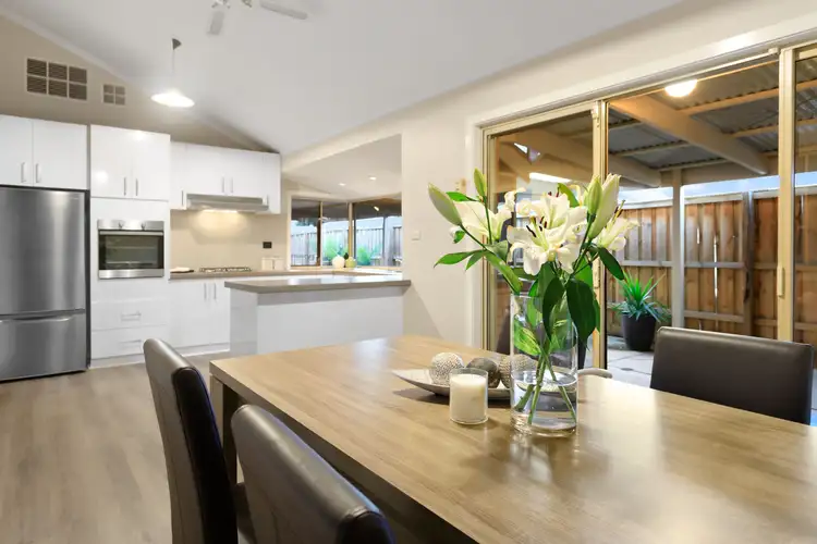 Fifth view of Homely house listing, 3 Bendale Court, Mill Park VIC 3082
