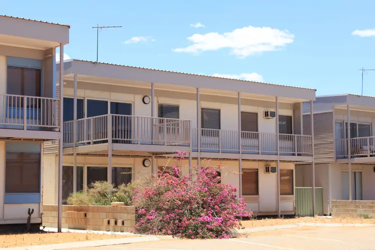 Lot 5 (Unit 3 & 4) Hearn Place, Carnarvon WA 6701