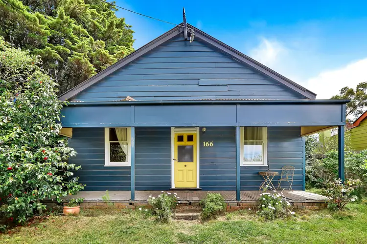 166 Great Western Highway, Blackheath NSW 2785