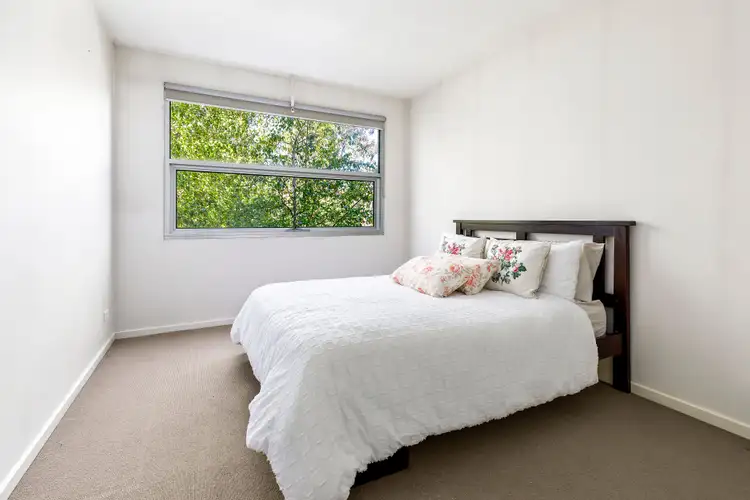 Third view of Homely apartment listing, 2/259 Canterbury Road, Forest Hill VIC 3131