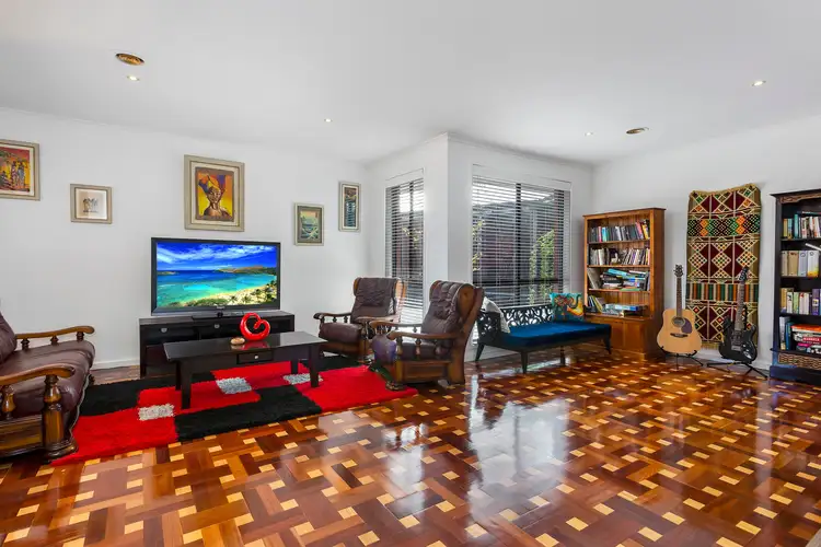 Second view of Homely house listing, 7 Jeffrey Court, Epping VIC 3076