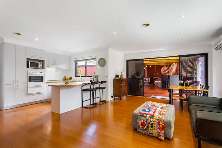 Sixth view of Homely house listing, 7 Jeffrey Court, Epping VIC 3076
