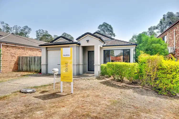 8 Stanford Place